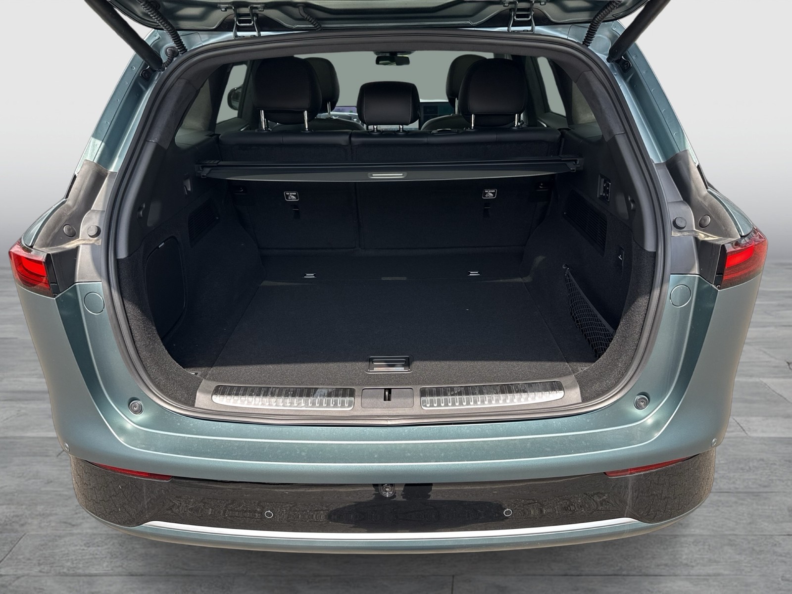 XPENG G9 AWD Performance PANO LEDER eSITZE LM21
