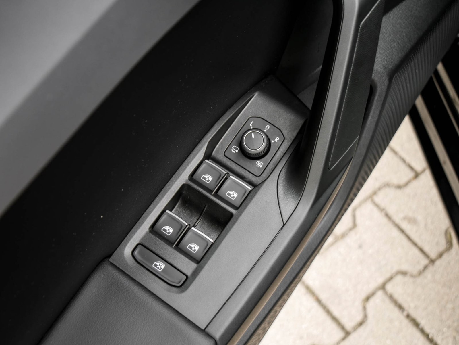 Seat Leon 2.0 FR CAM ACC NAVI MATRIXLED LM17 SITZHEIZ
