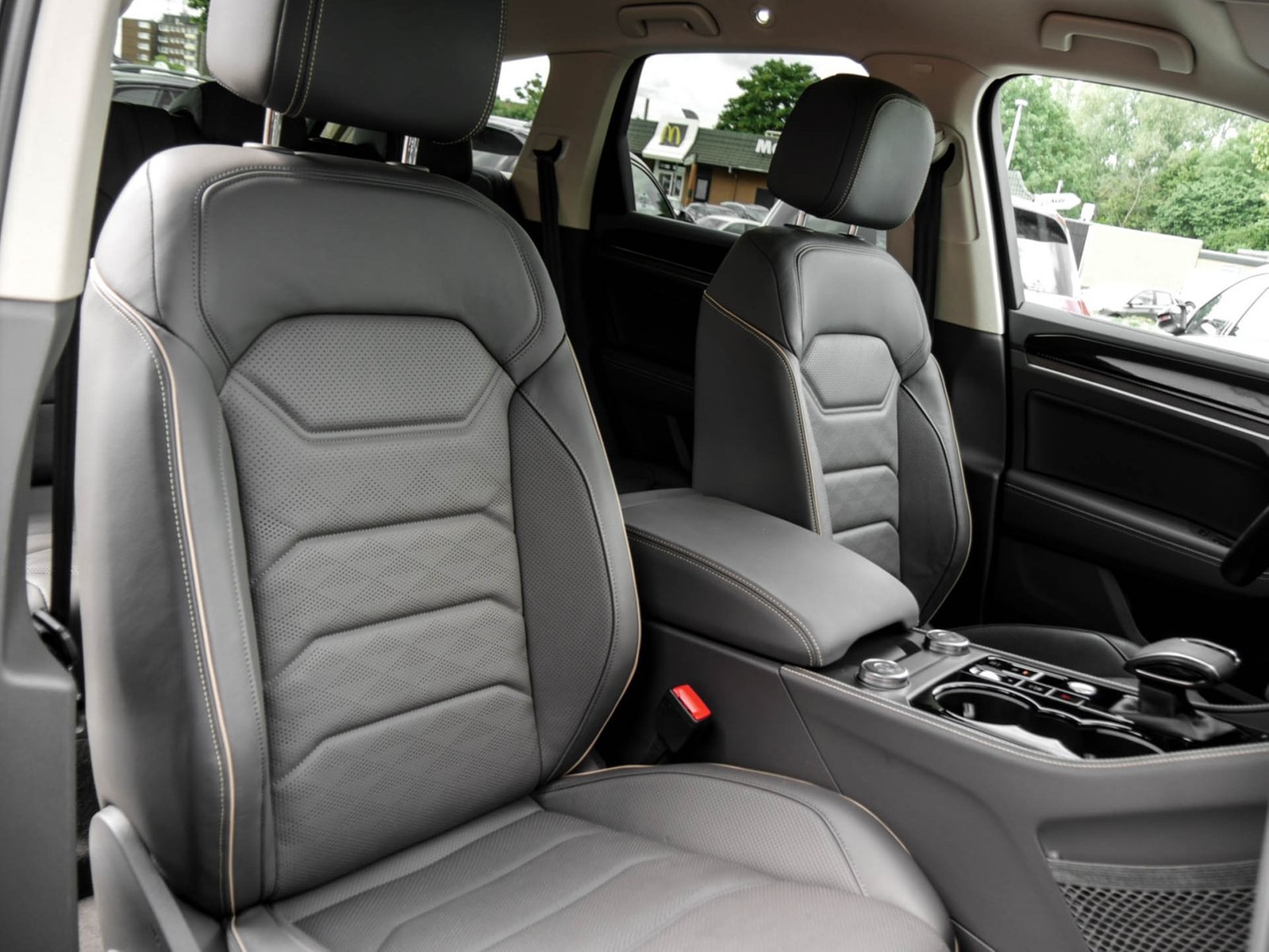 Volkswagen Touareg V6 Elegance LEDER NaviProMax KAMERA ACC