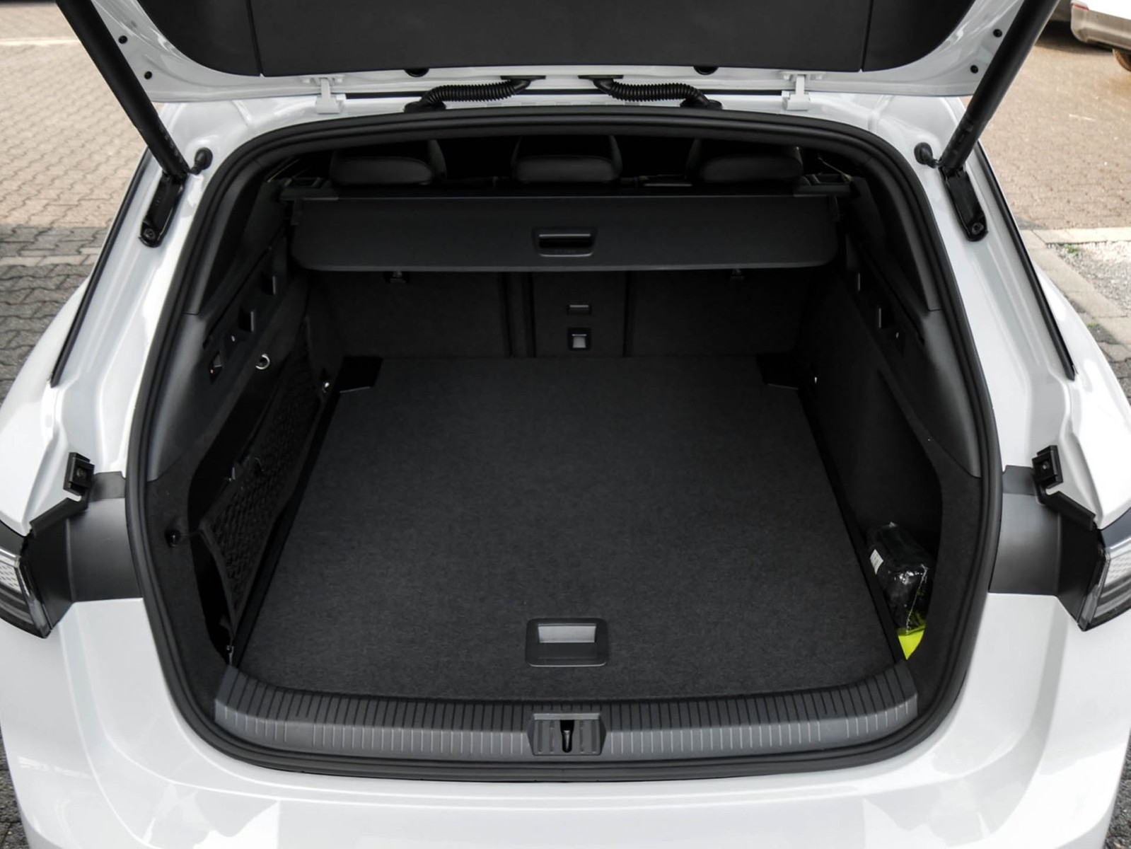 Volkswagen ID.7 Tourer PRO AHK 360°CAM ACC LM20 E-KLAPPE