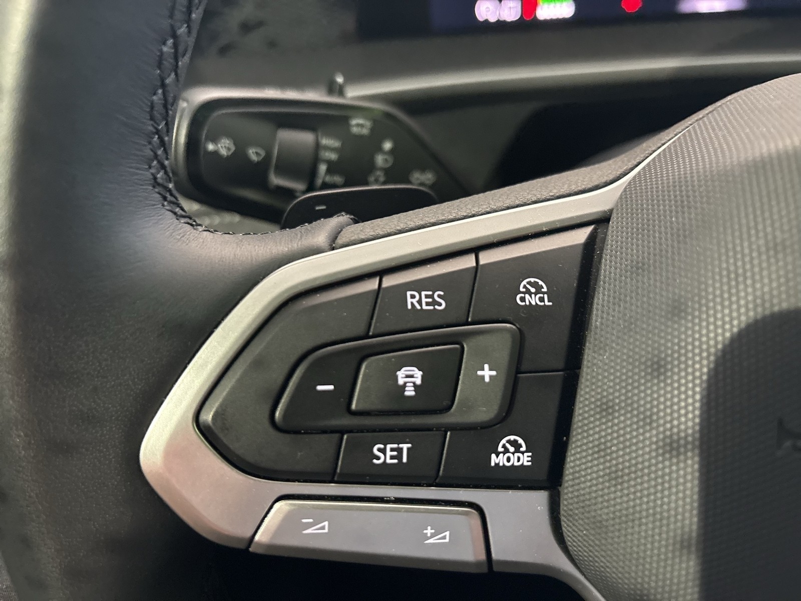 Volkswagen Tayron 1.5 HYBRID LIFE AHK CAM ACC LM18 NAVI