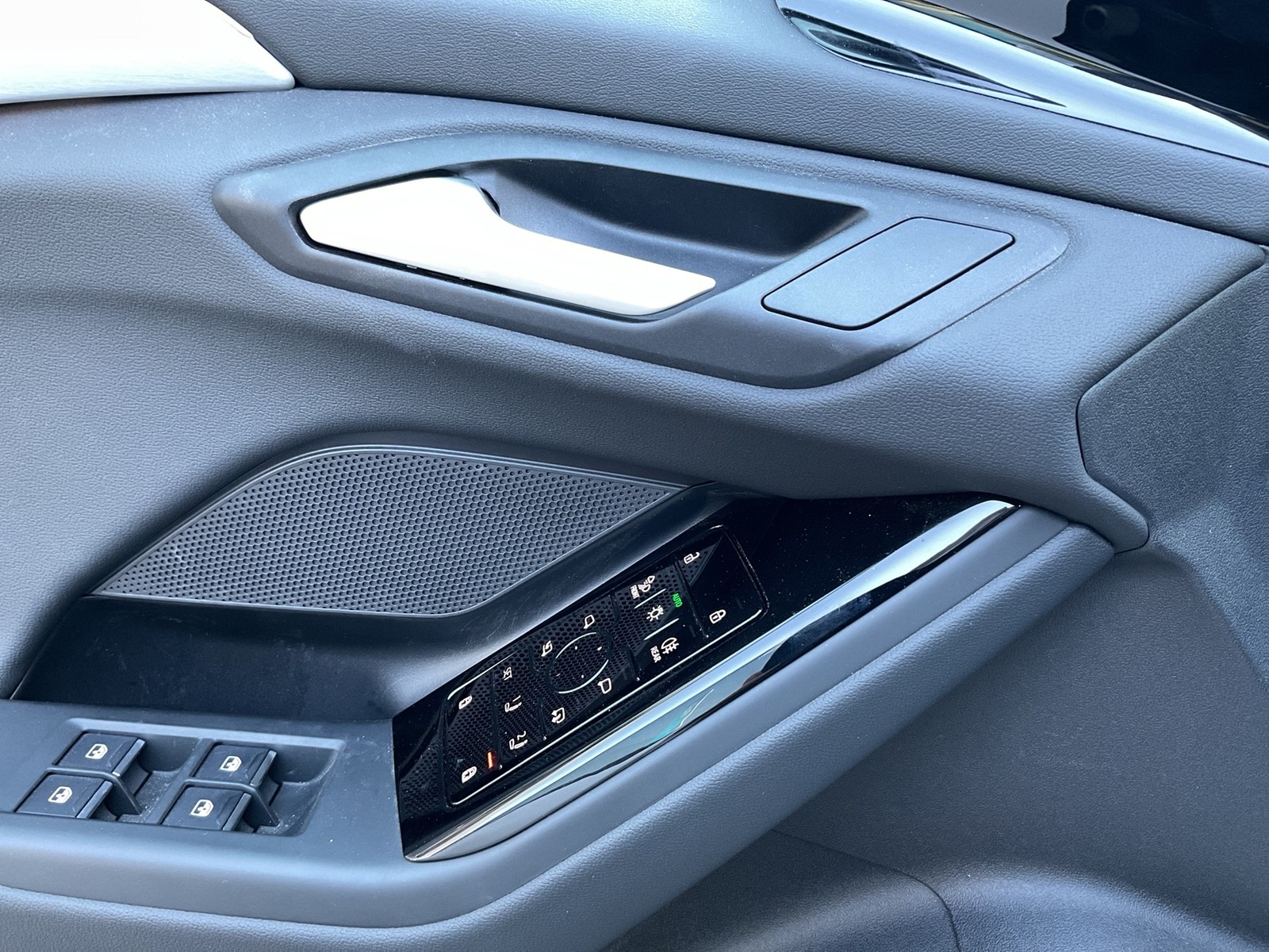 Audi A6 e-tron Avant quattro advanced AHK 360CAM LM21
