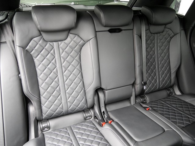 Audi SQ5 Qu. LEDER PANO LUFT AHK eS ITZE