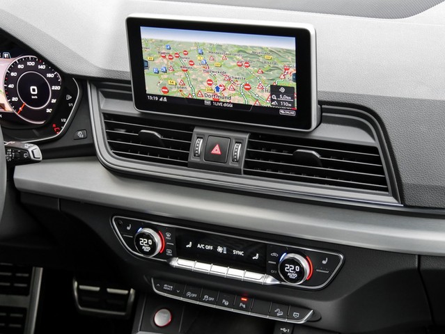 Audi SQ5 Qu. LEDER PANO LUFT AHK eS ITZE