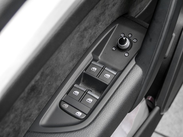 Audi SQ5 Qu. LEDER PANO LUFT AHK eS ITZE