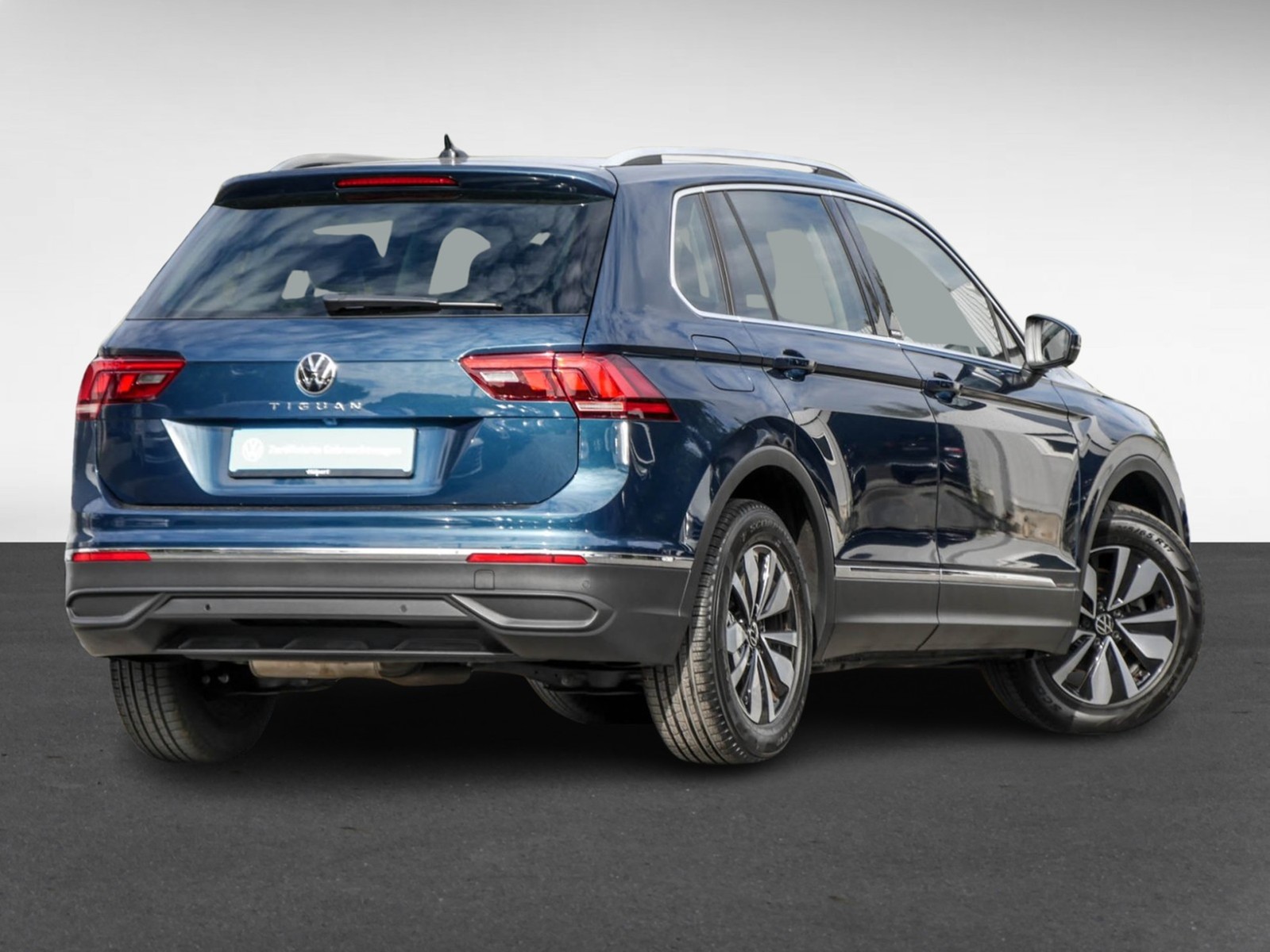 Volkswagen Tiguan 2.0 MOVE STANDHZ PANO AHK 360CAM ACC NAVI
