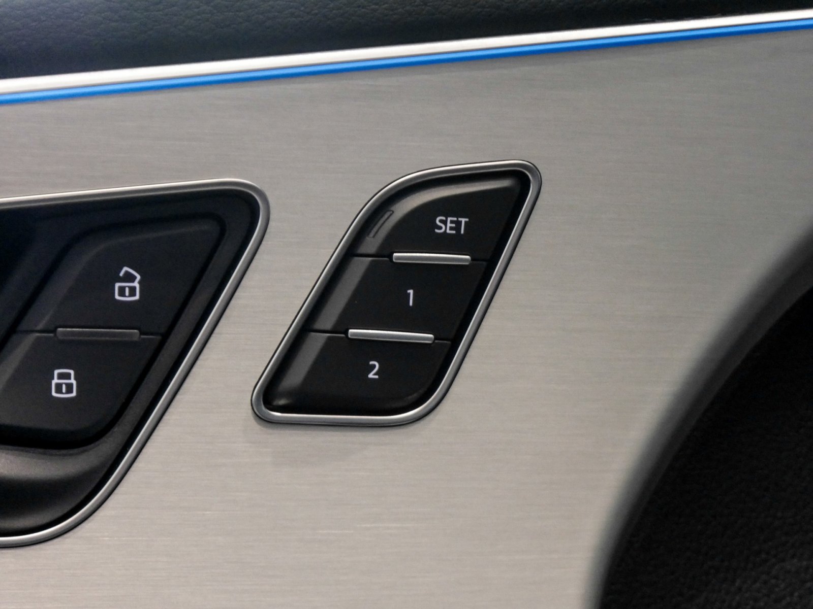 Audi Q8 TFSI e quattro tiptronic S Line Business AHK+B&O+HDMatrixLED+ISOFIX