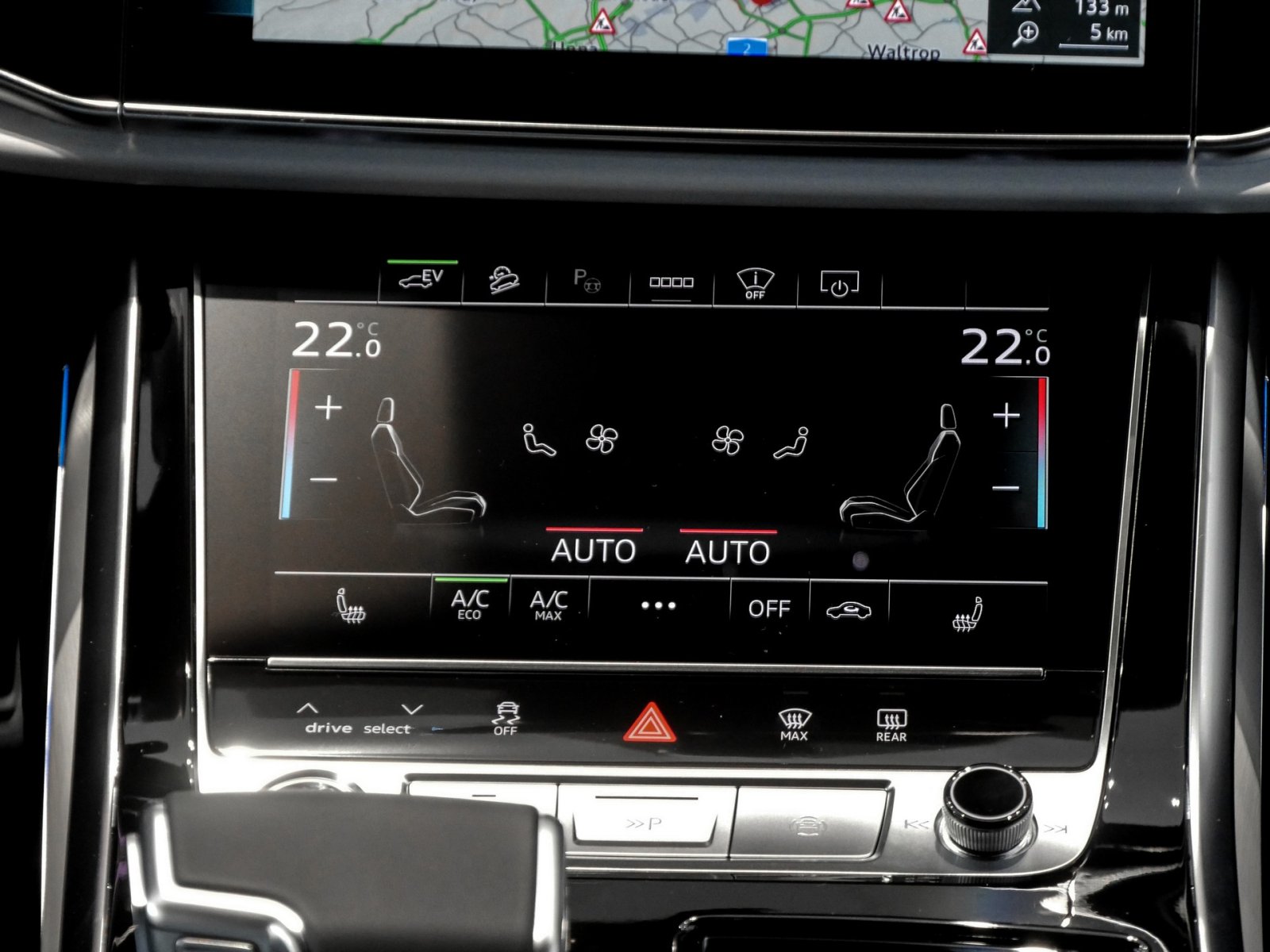 Audi Q8 TFSI e quattro tiptronic S Line Business AHK+B&O+HDMatrixLED+ISOFIX