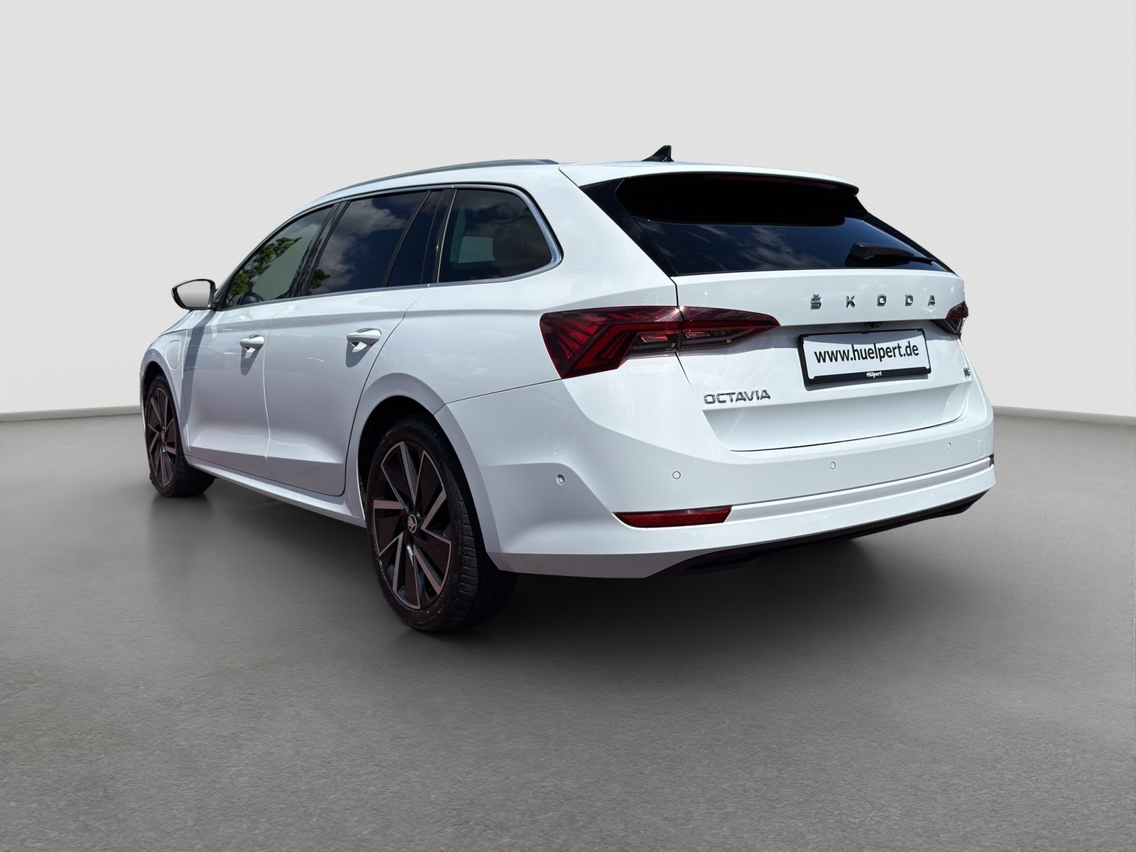 Skoda Octavia Combi 1.4 iV STYLE CAM LM18 MATRIXLED