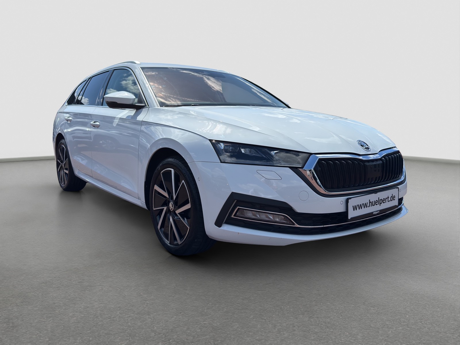 Skoda Octavia Combi 1.4 iV STYLE CAM LM18 MATRIXLED