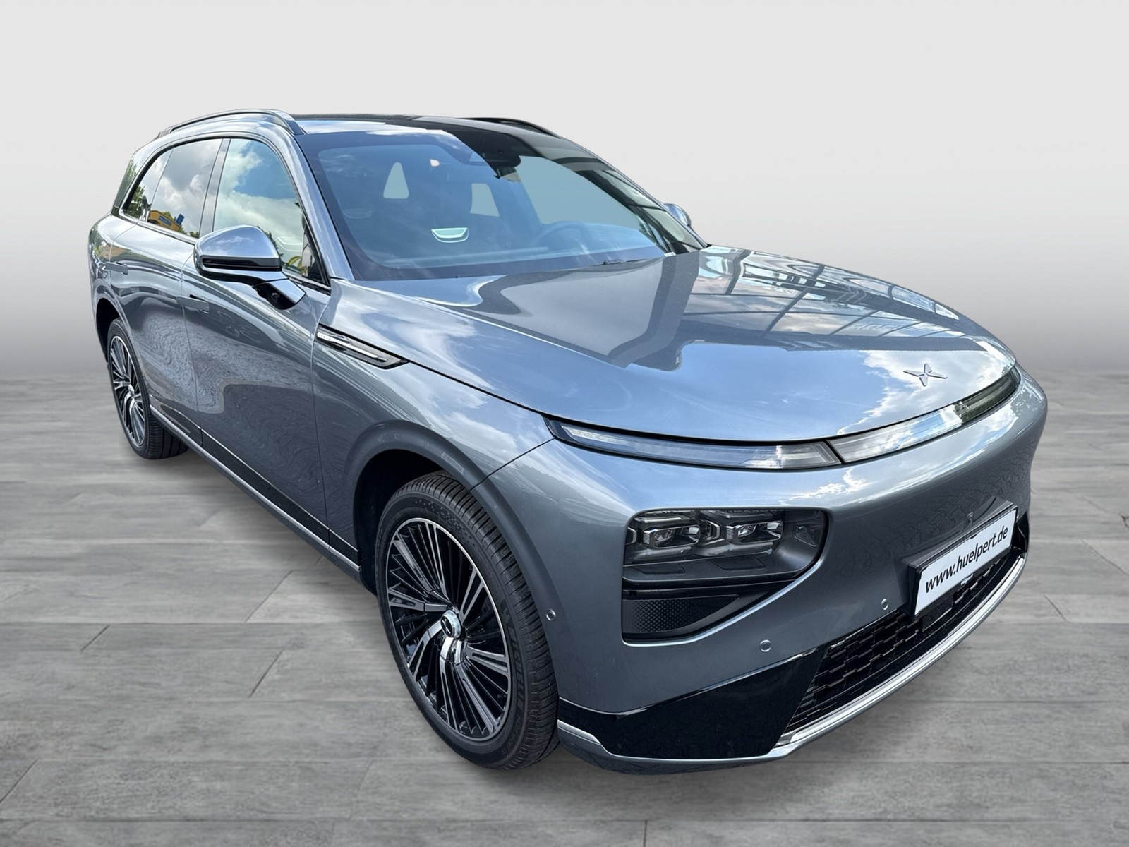 XPENG G9 RWD Long Range AHK