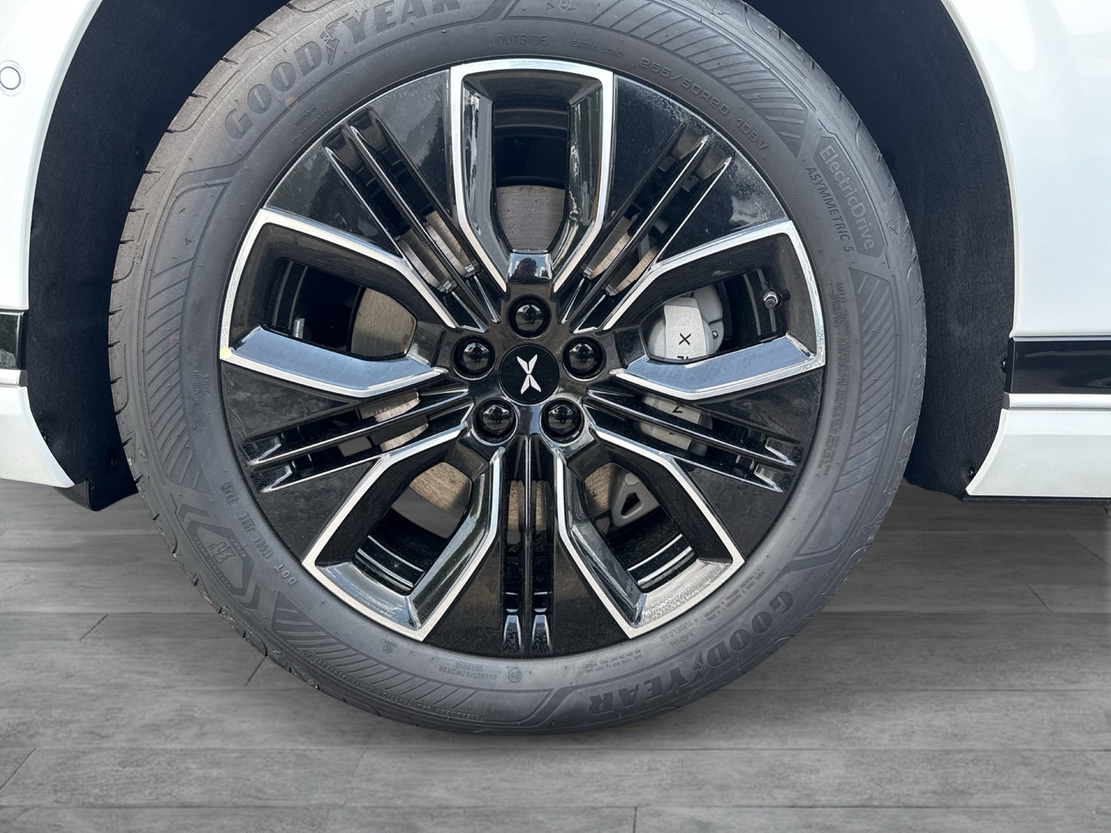 XPENG G9 RWD Long Range AHK LM20