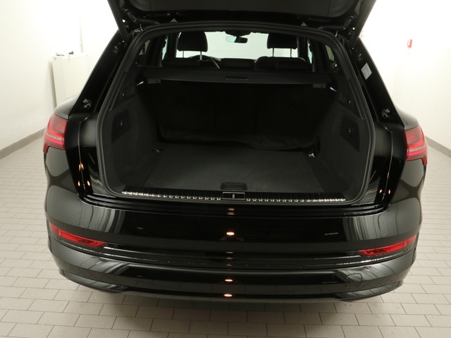 Audi e-tron 50 quattro advanced BLACKPAK CAM LM20 NAVI+
