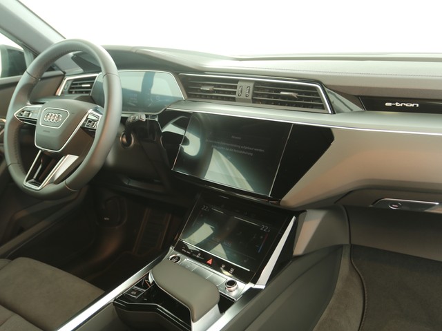 Audi e-tron 50 quattro advanced BLACKPAK CAM LM20 NAVI+