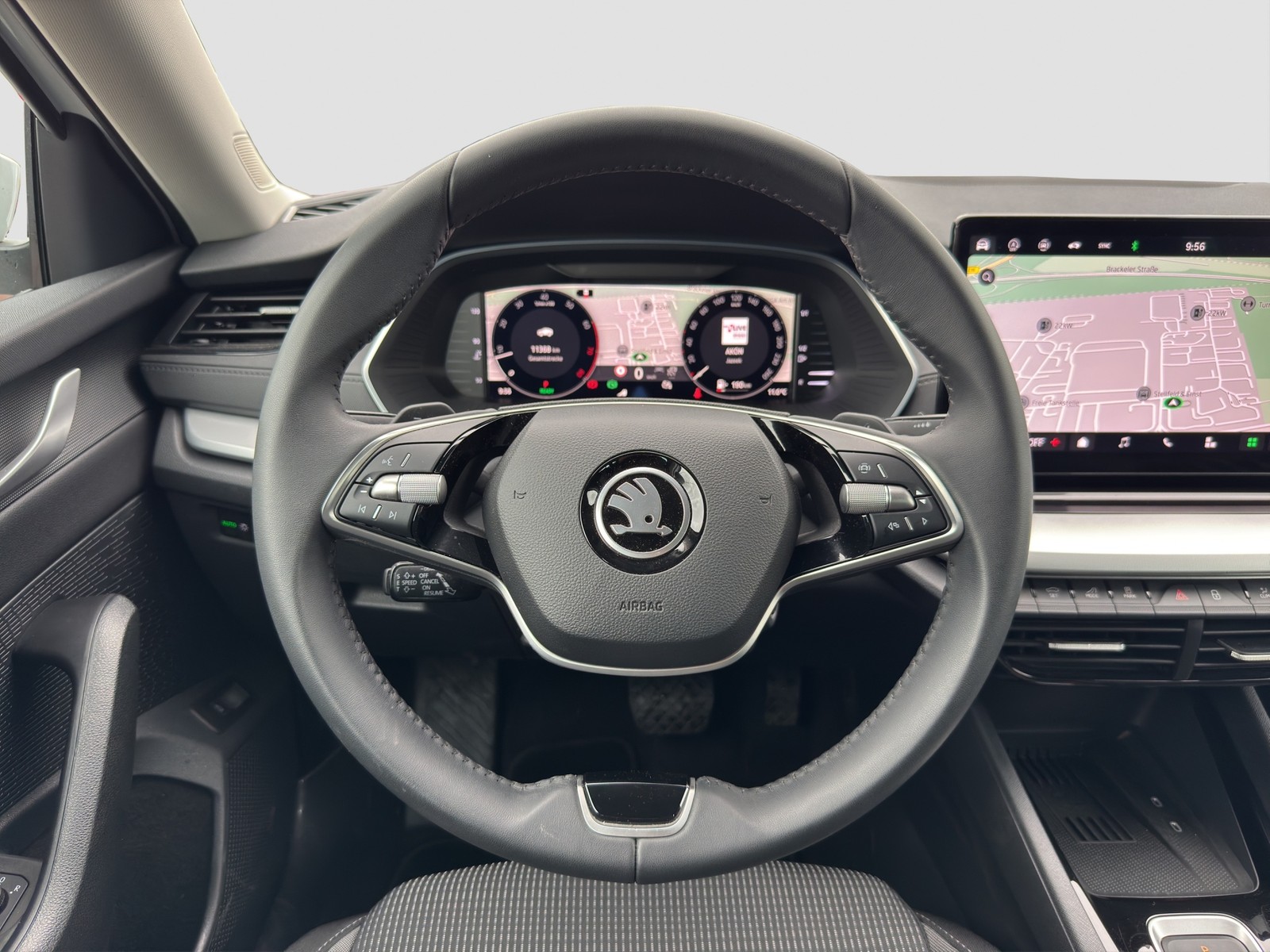 Skoda Octavia Combi 1.5 e-TEC SELECTION CAM ACC NAVI