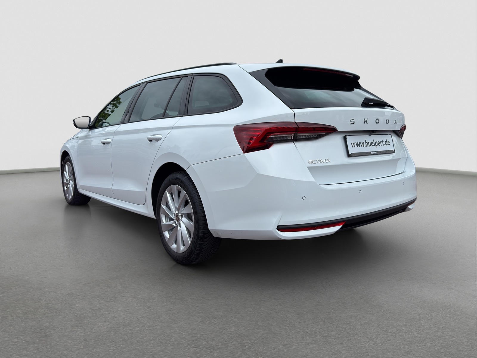 Skoda Octavia Combi 1.5 e-TEC SELECTION CAM ACC NAVI