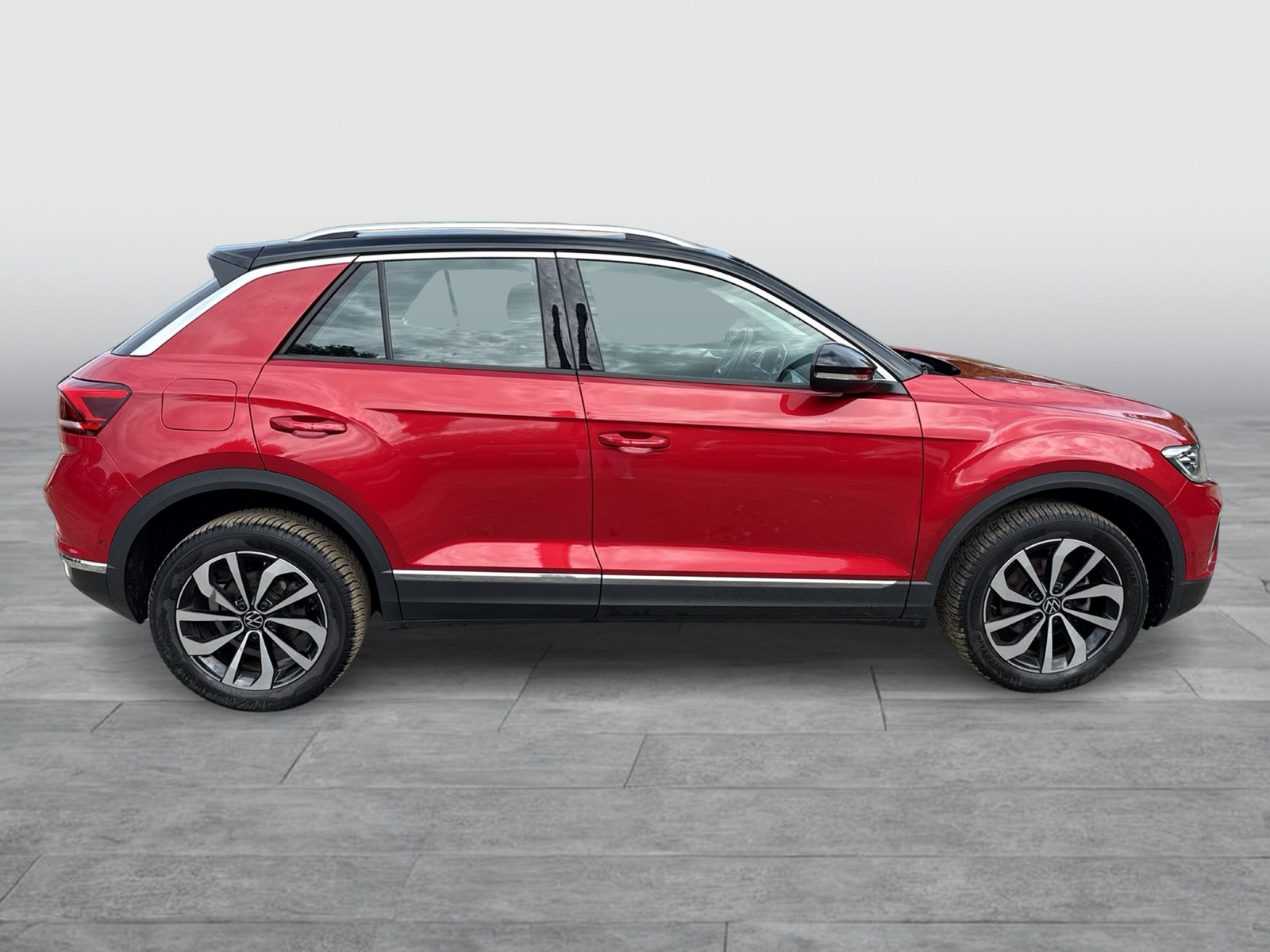 Volkswagen T-Roc 1.0 STYLE STANDHZ. AHK KAMERA NAVI ALU17