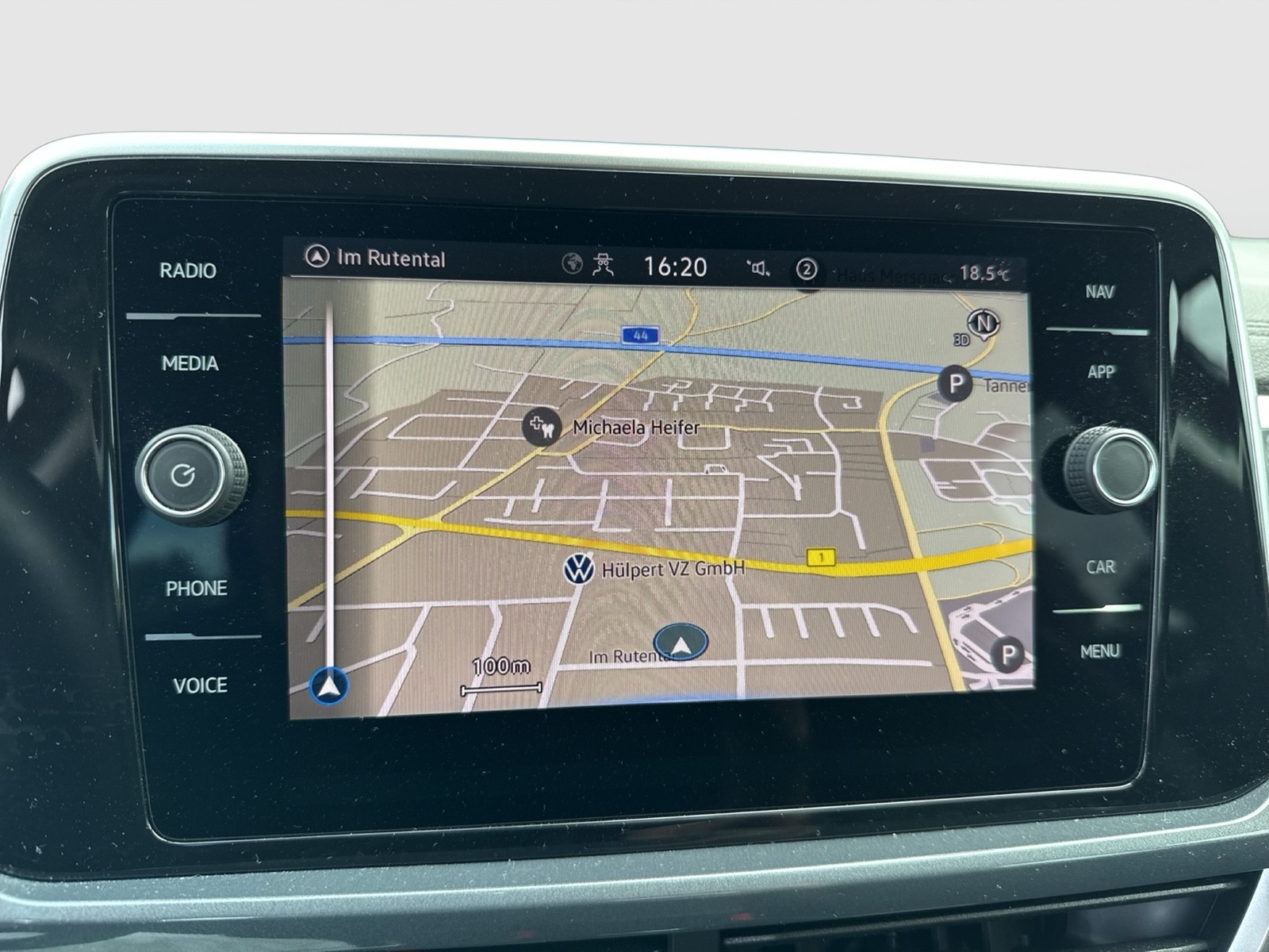 Volkswagen T-Roc 1.0 STYLE STANDHZ. AHK KAMERA NAVI ALU17