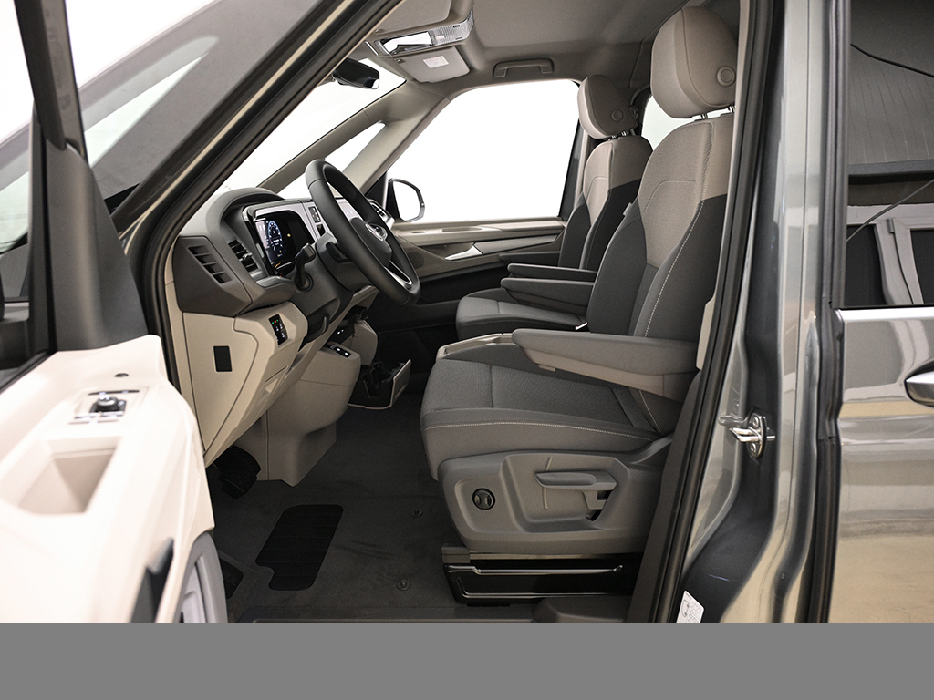 Volkswagen T7 Multivan 2.0 TSI LIFE DSG LÜ AHK eKLAPPE CAM LM17