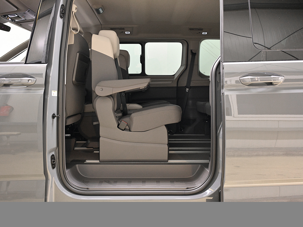 Volkswagen T7 Multivan 2.0 TDI DSG KÜ APP-CONNECT LED