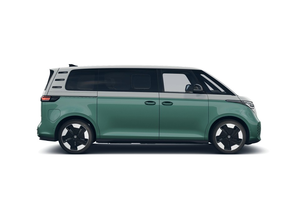 Volkswagen ID. Buzz PRO 4MOTION LR AHK PANO MATRIXLED LM21