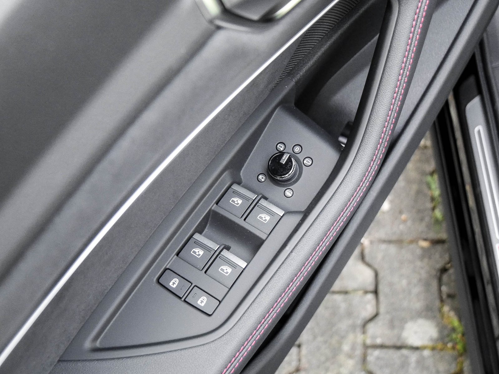 Audi Q8 e-tron 55 quattro S LINE BLACKPAK LM21 360CAM