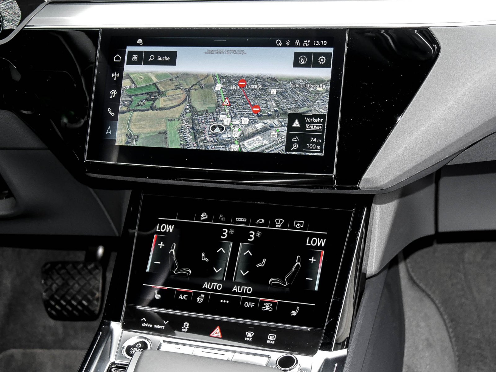Audi Q8 e-tron 55 quattro advanced NAVI+ AHK LM20