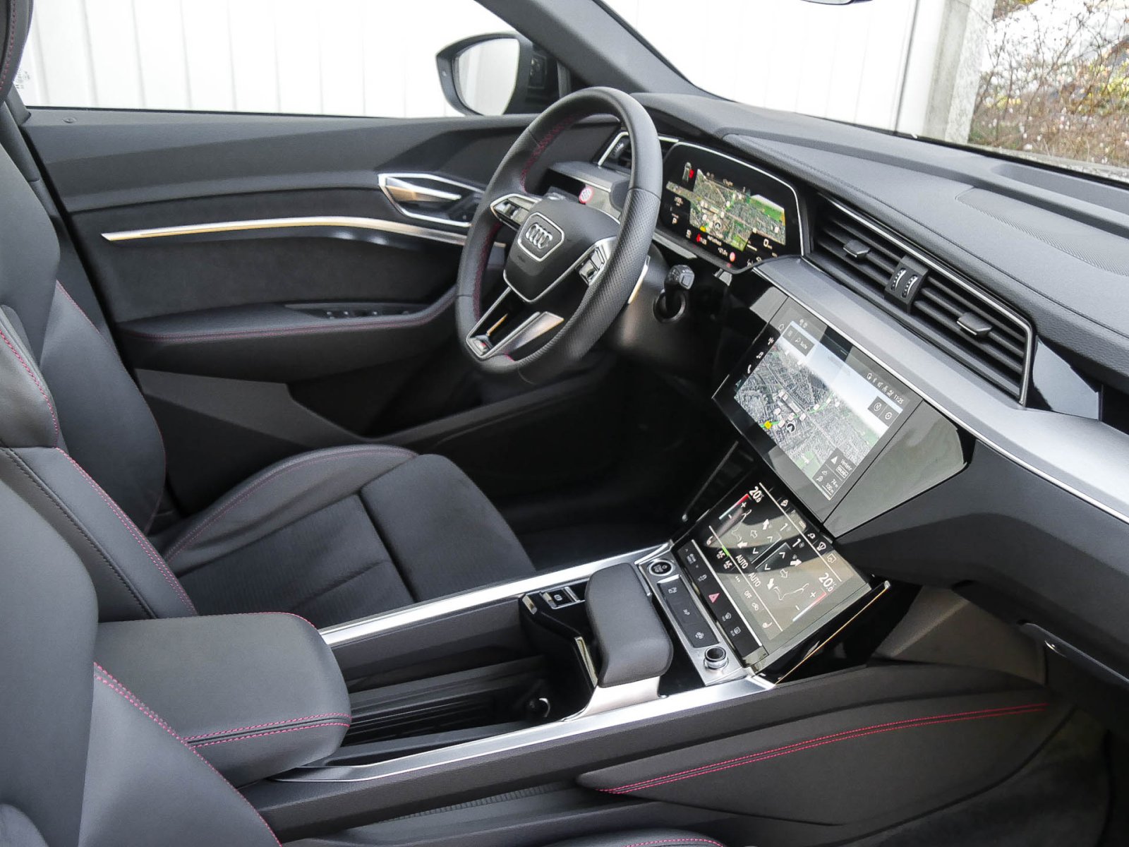 Audi Q8 e-tron 55 quattro S LINE BLACKPAK LM20 360CAM
