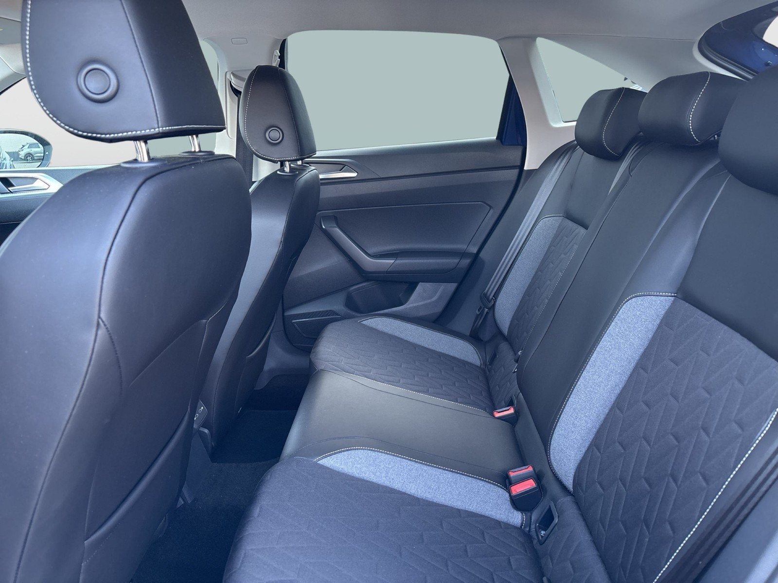 Volkswagen Taigo 1.0 GOAL CAM ACC NAVI ALU CARPLAY SITZHEIZ