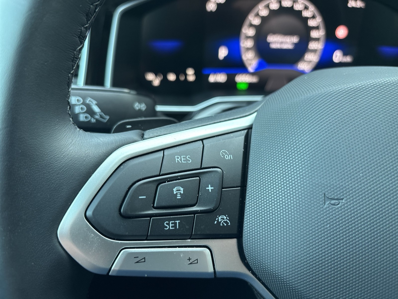 Volkswagen Taigo 1.0 GOAL CAM ACC NAVI ALU CARPLAY SITZHEIZ