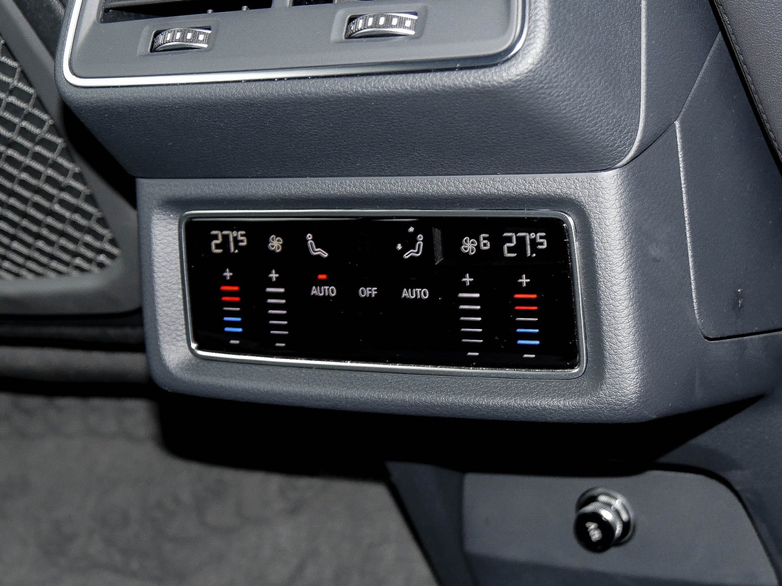 Audi Q8 e-tron 55 quattro advanced NAVI+ AHK LM20