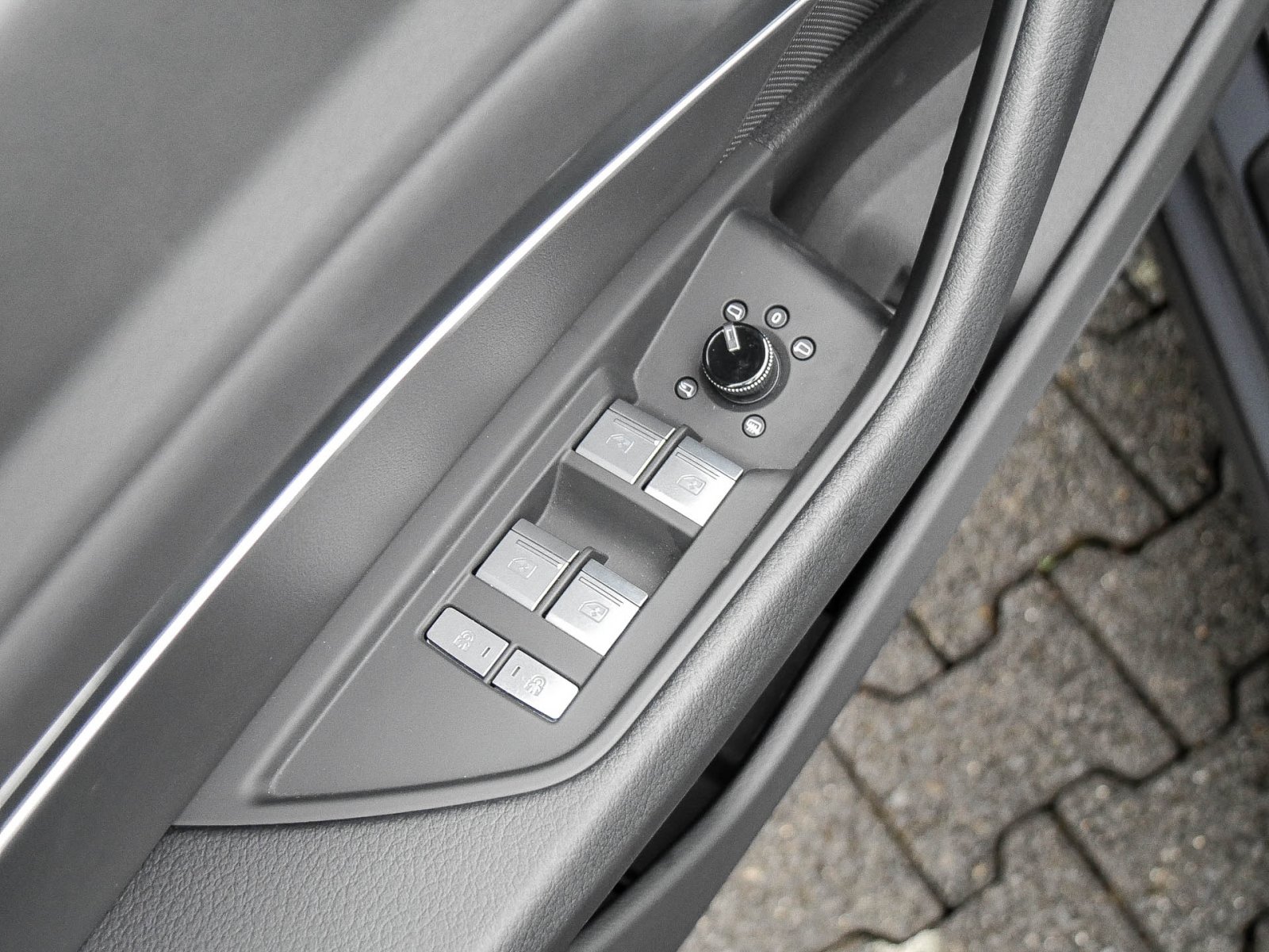 Audi Q8 e-tron 55 quattro advanced NAVI+ AHK LM20