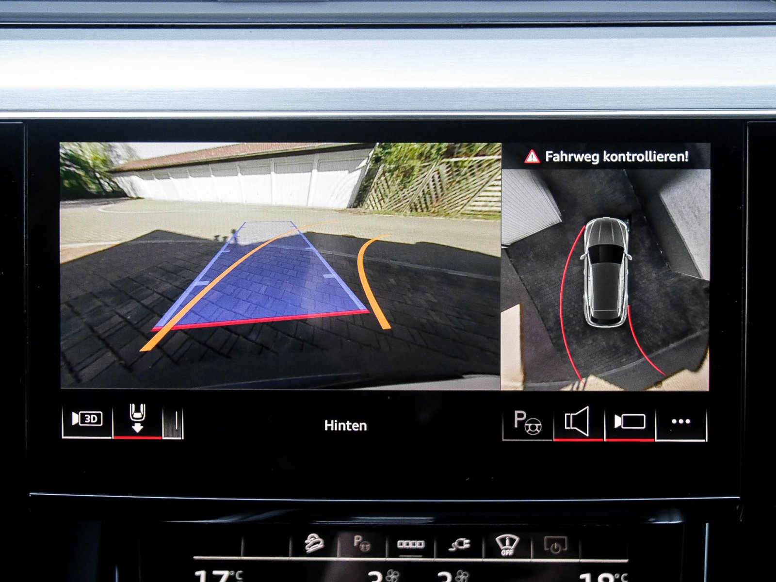 Audi Q8 e-tron 55 quattro advanced NAVI+ AHK LM20