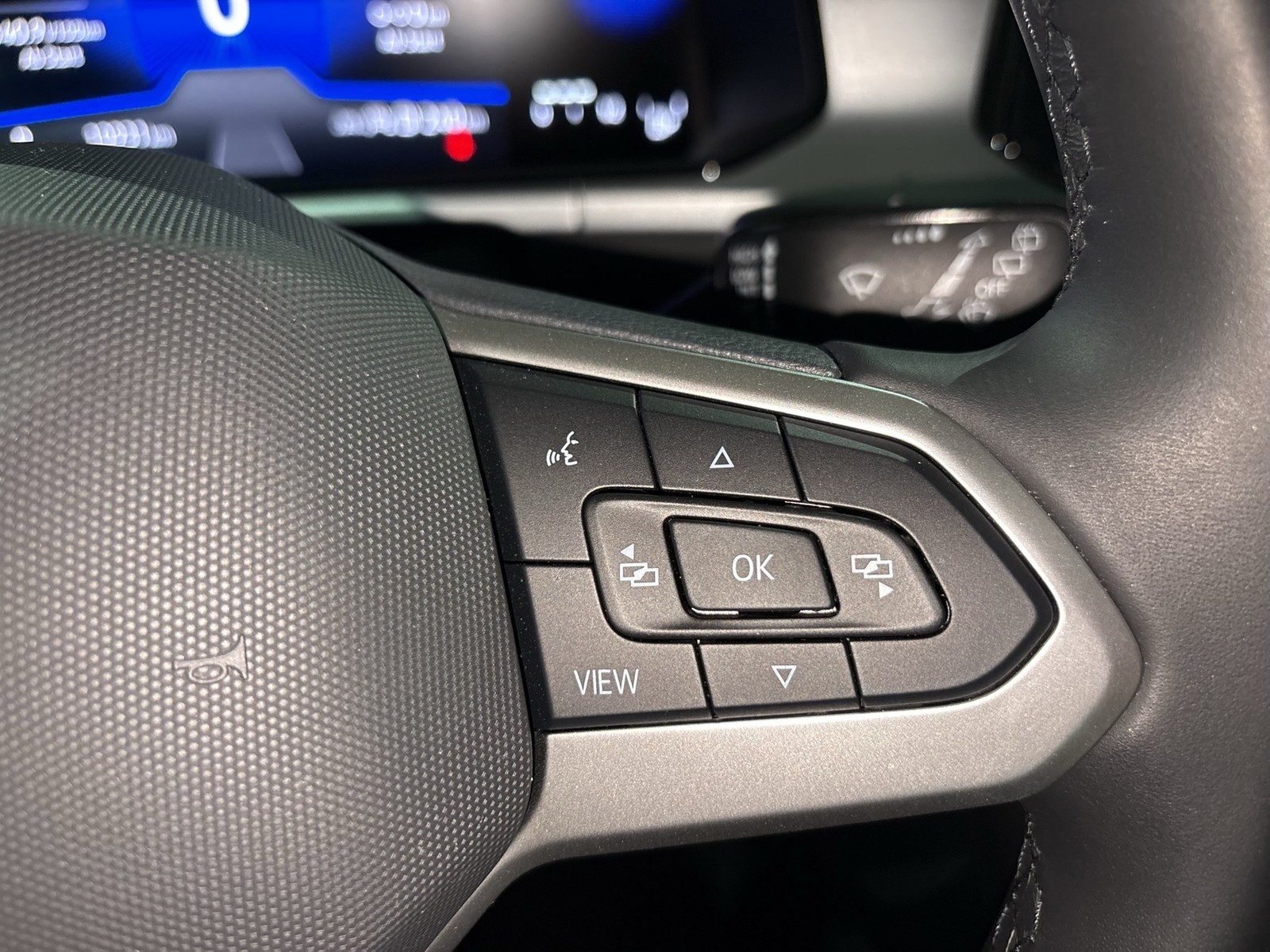 Volkswagen T-Roc 1.5 LIFE STANDHZ. NAVI ALU CARPLAY SITZHZ.