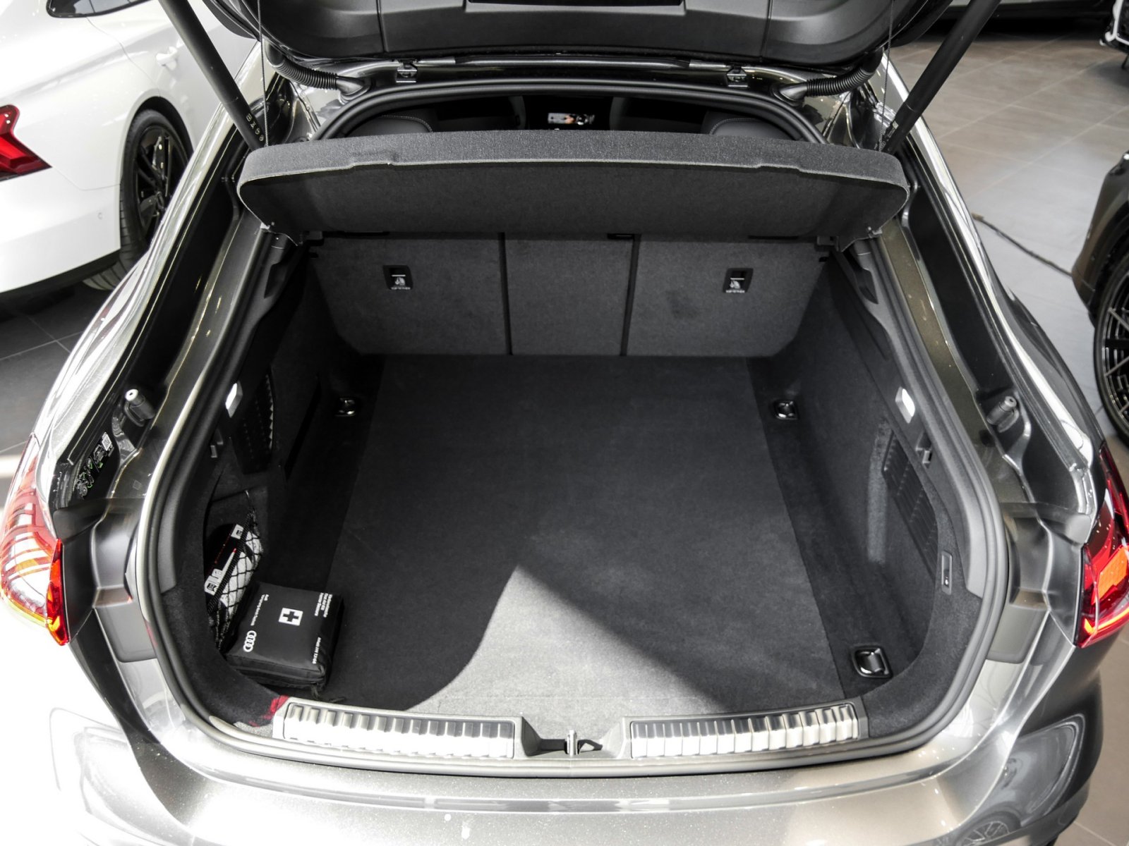 Audi S5 Limousine TFSI S tronic Techpro+Memory+B&O+Carbon+AHK+