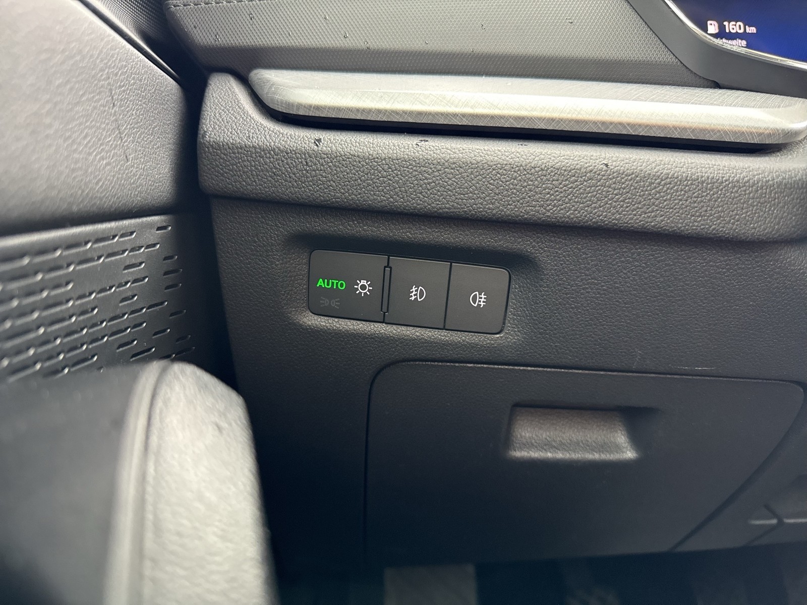 Skoda Octavia Combi 1.0 AHK NAVI LM17 CARPLAY SITZHEIZ