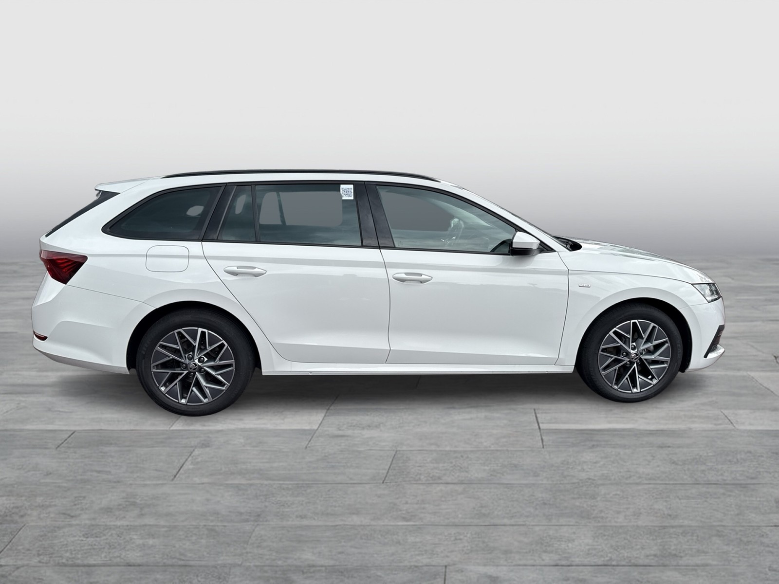 Skoda Octavia Combi 1.0 AHK NAVI LM17 CARPLAY SITZHEIZ