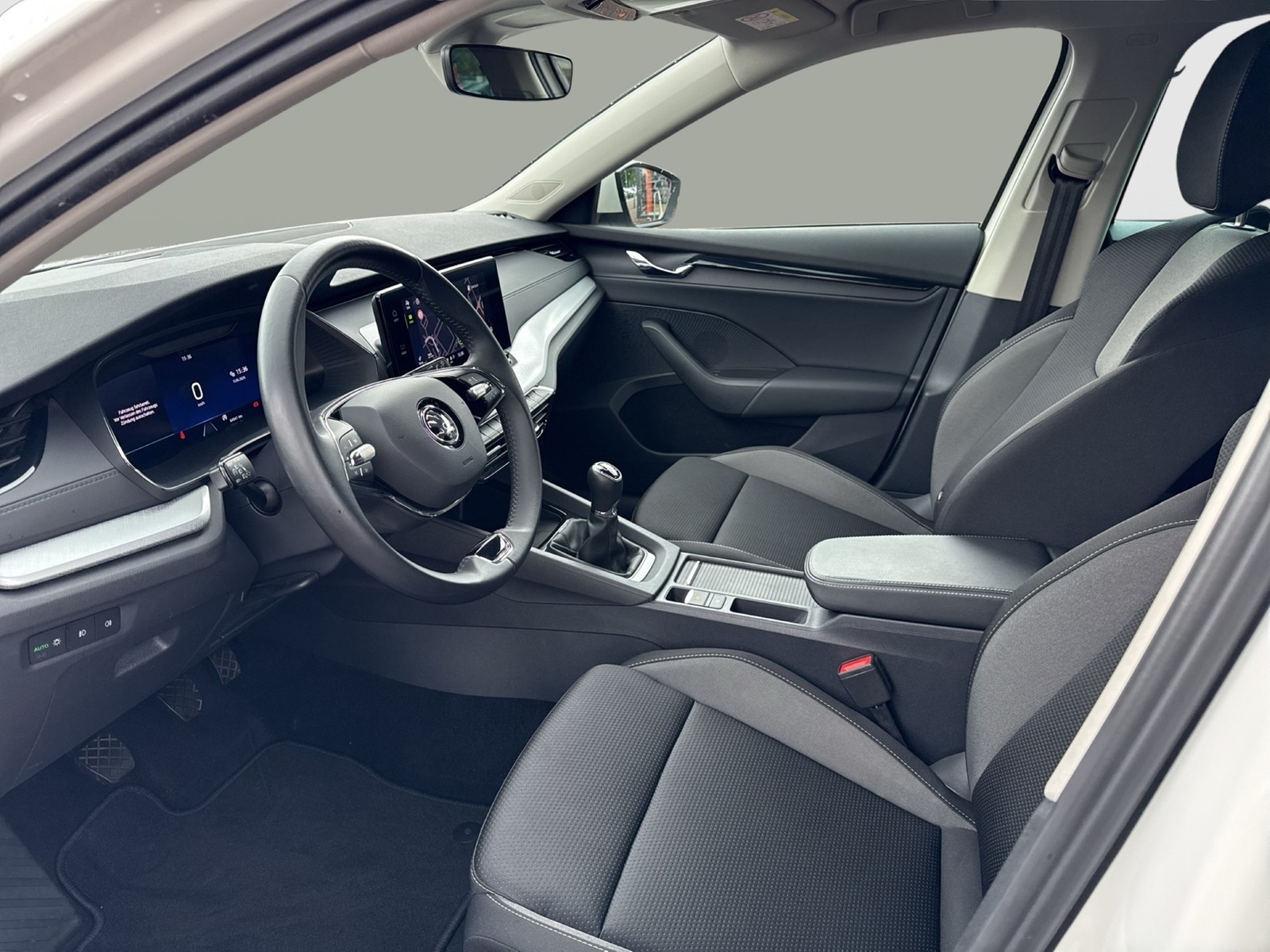 Skoda Octavia Combi 1.0 AHK NAVI LM17 CARPLAY SITZHEIZ