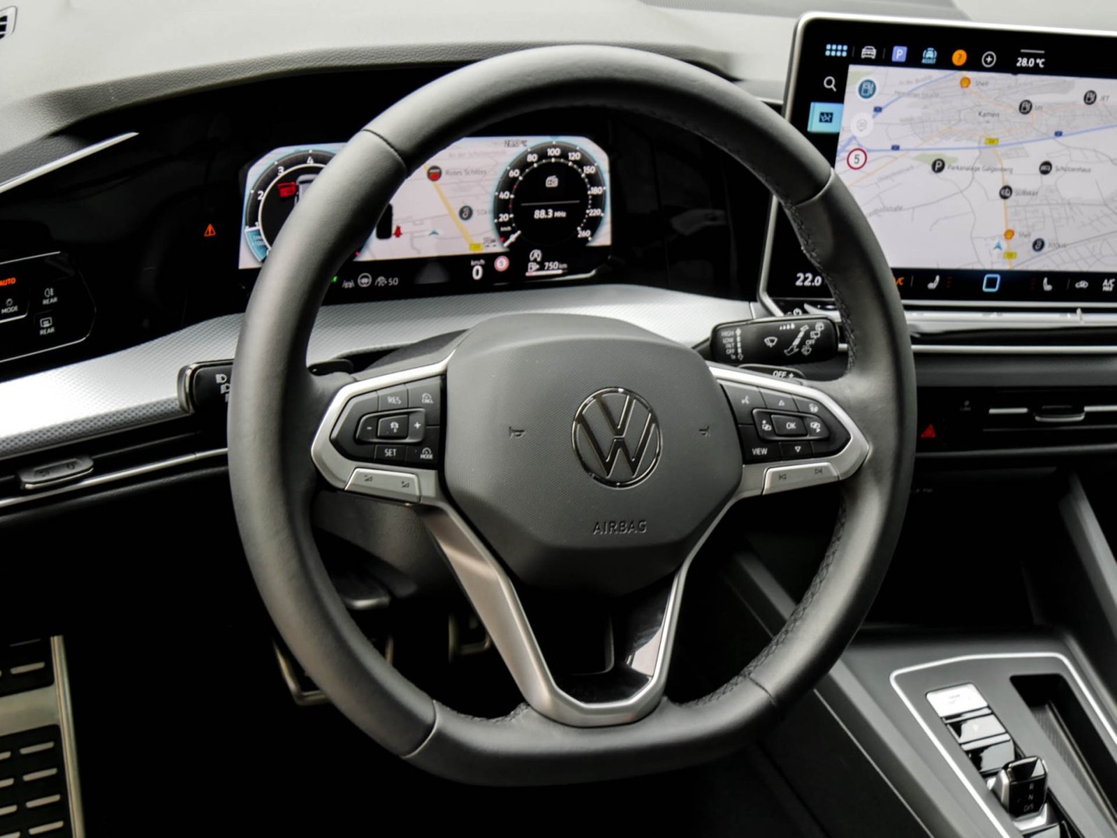 Volkswagen Golf Variant VIII 1.5 eTSI GOAL FACELIFT AHK ACC