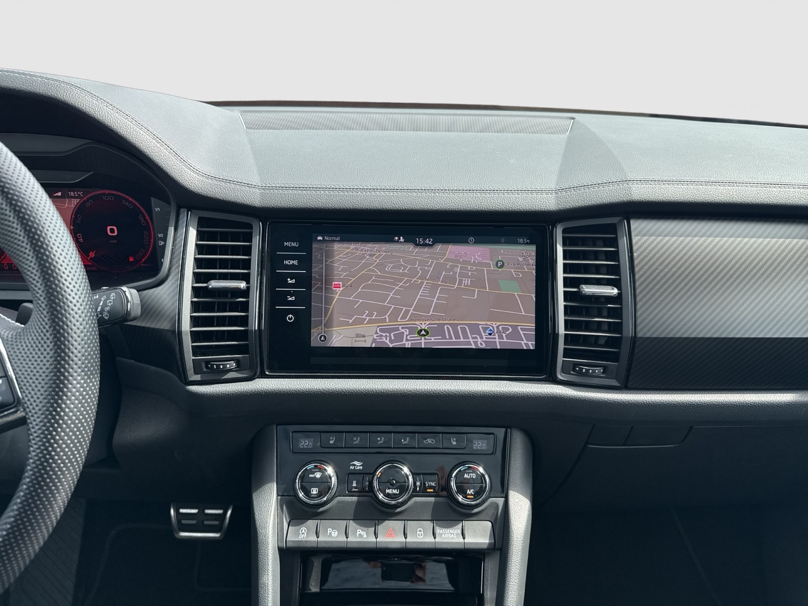 Skoda Kodiaq 2.0 SPORTLINE 4X4 LEDER PANO STANDHZ. AHK