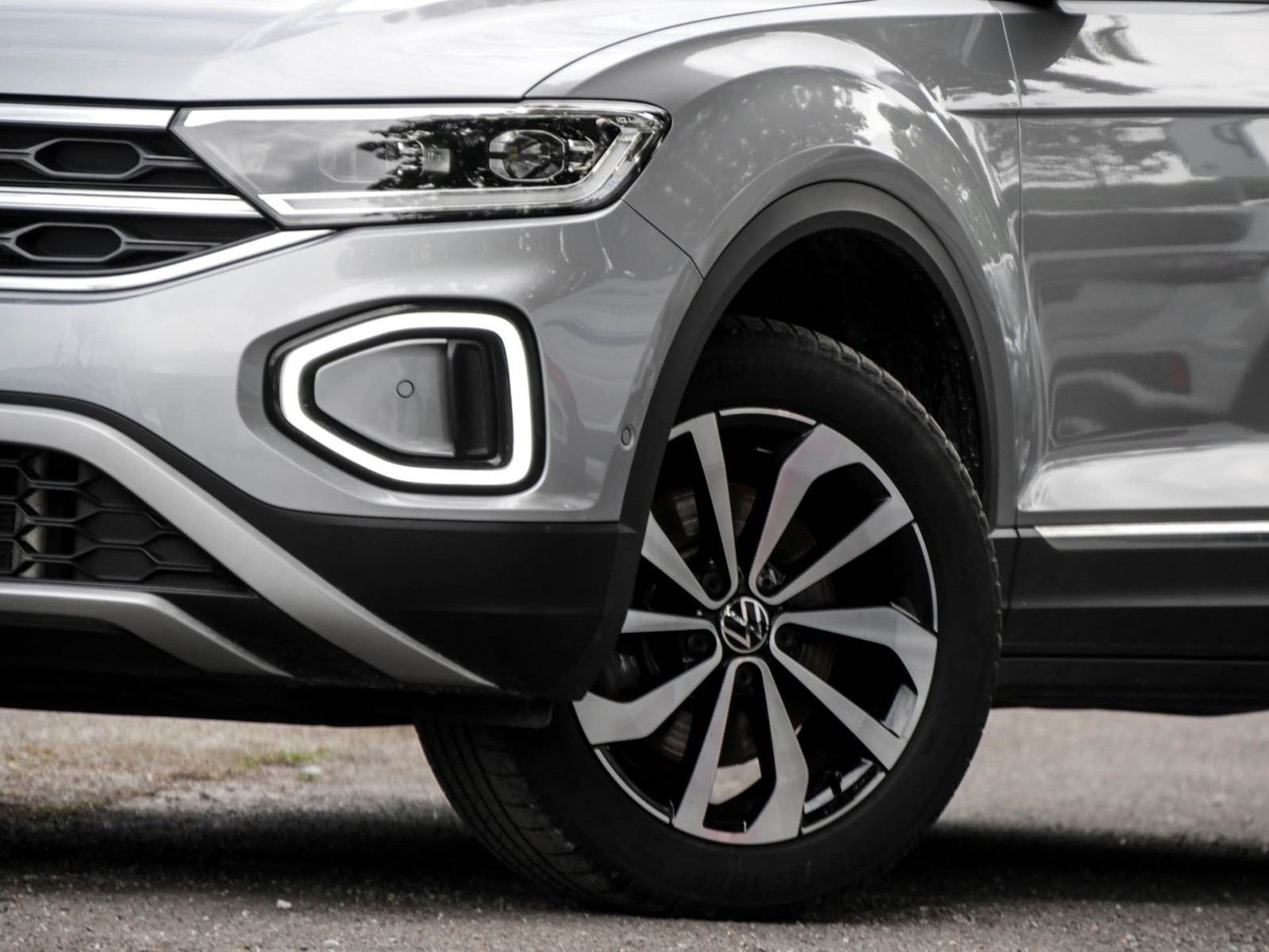 Volkswagen T-Roc 2.0 STYLE 4X4 STANDHZ ACC LM17 NAVI SITZHZ