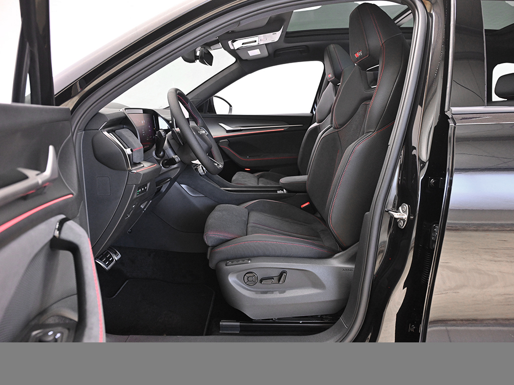 Skoda Kodiaq RS 4X4 AHK PANO eKLAPPE MATRIXLED 360CAM