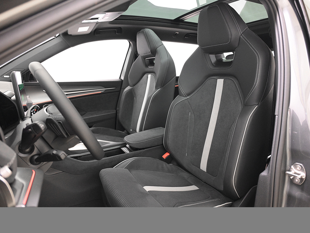 Skoda Kodiaq 2.0 SPORTLINE DSG 4x4 AHK eKLAPPE PANO