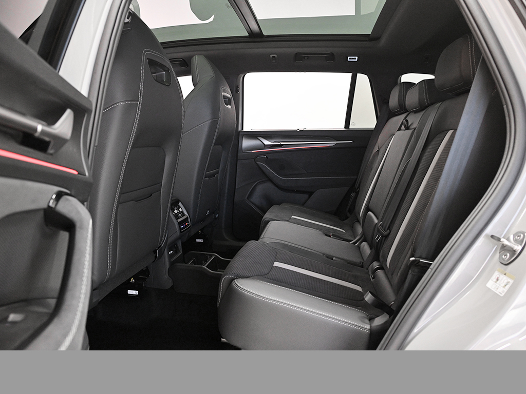 Skoda Kodiaq HYBRID SPORTLINE AHK PANO eSITZE HEADUP