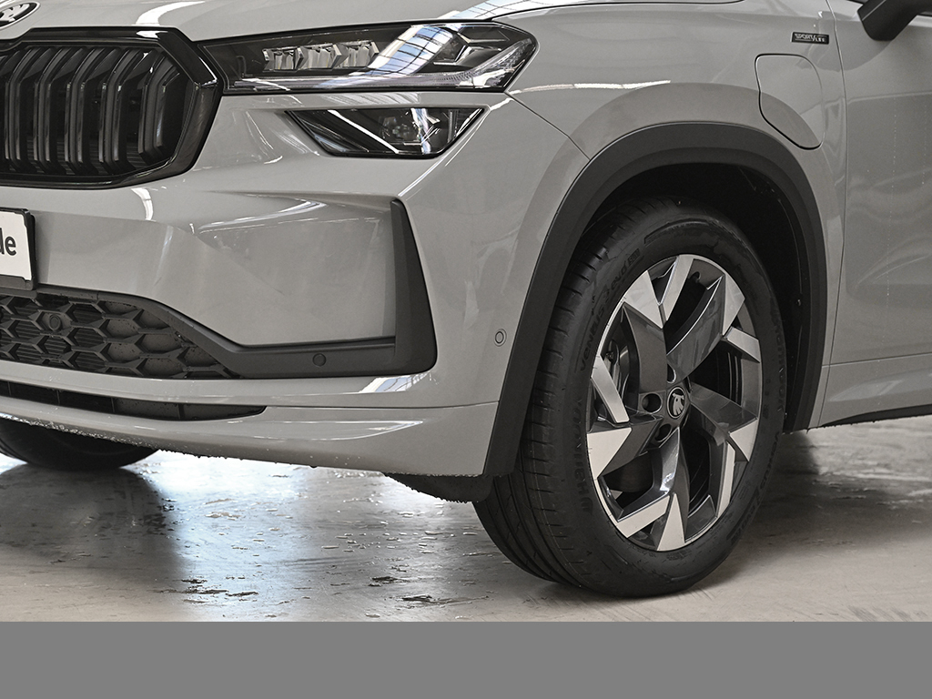 Skoda Kodiaq HYBRID SPORTLINE AHK PANO eSITZE HEADUP