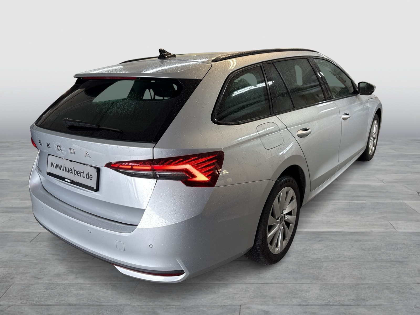 Skoda Octavia Combi 2.0 SELECTION AHK CAM ACC NAVI