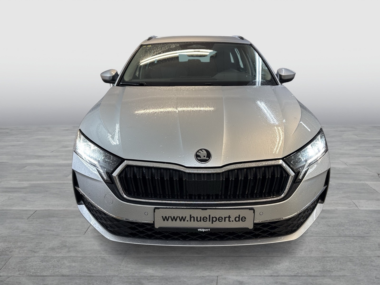 Skoda Octavia Combi 2.0 SELECTION AHK CAM ACC NAVI