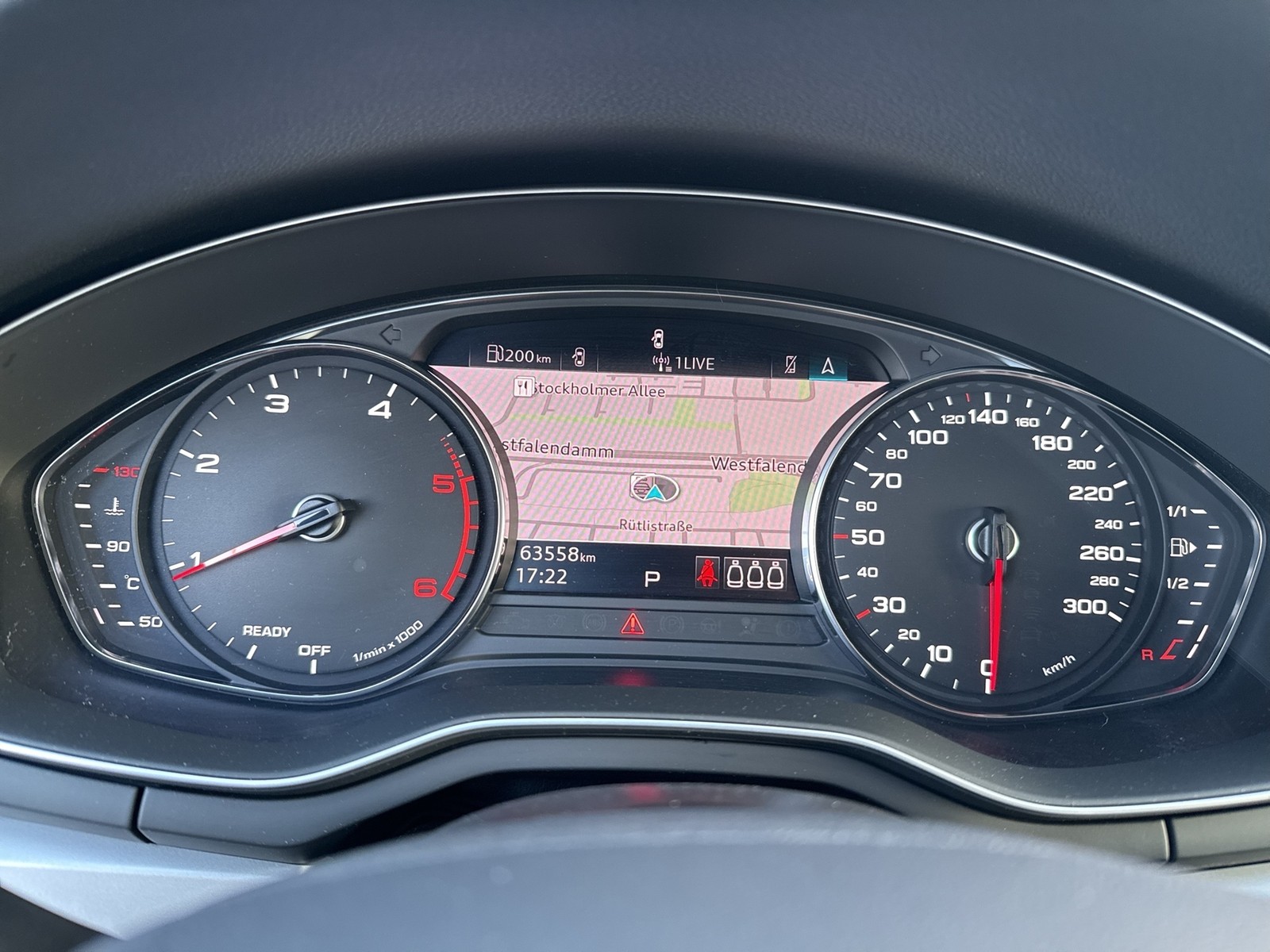 Audi A4 Avant 35 advanced BLACKPAK ACC E-KLAPPE NAVI+
