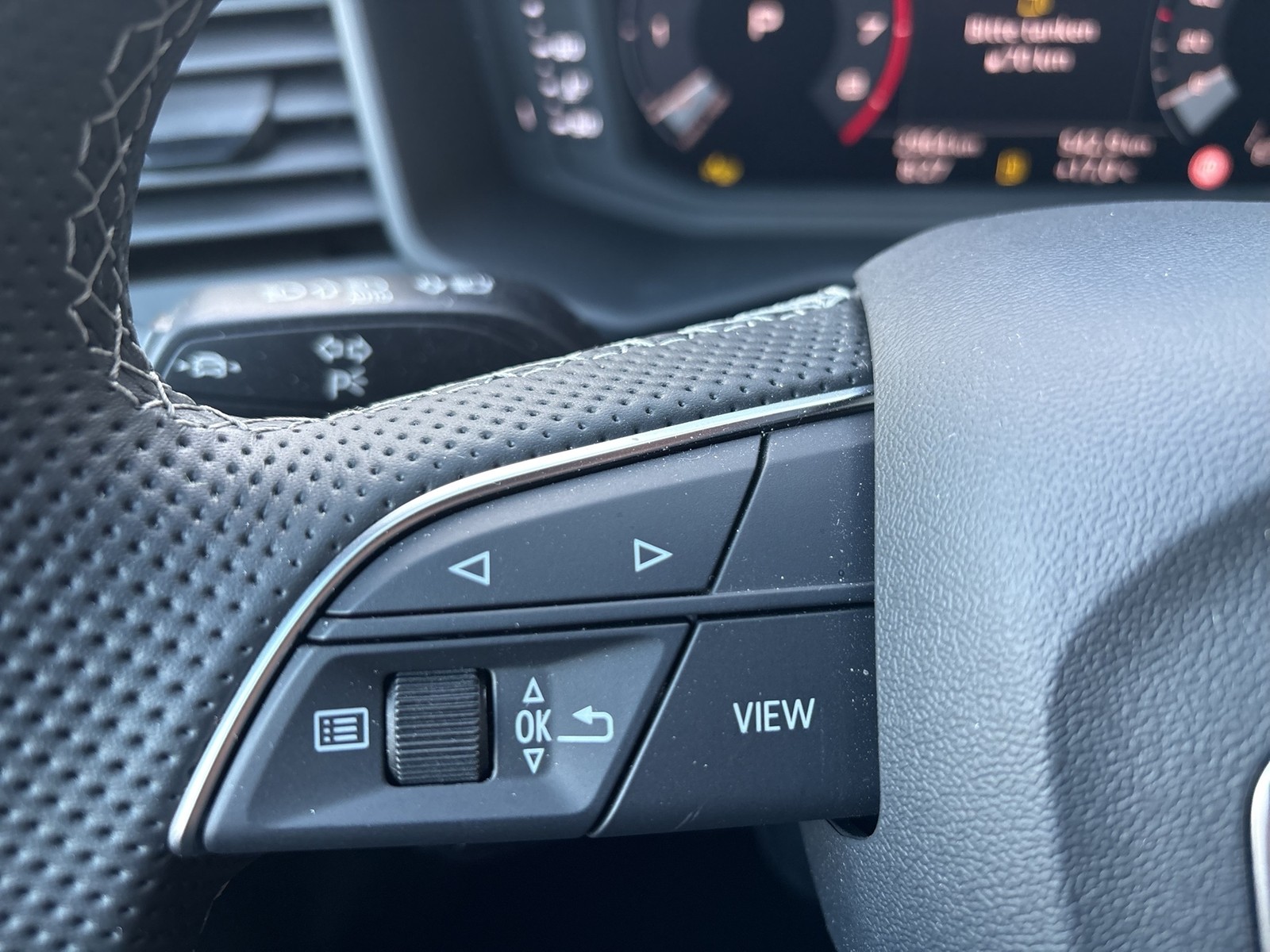 Audi A1 Sportback 30 S LINE ACC LM17 NAVI+ LED SITZHZ