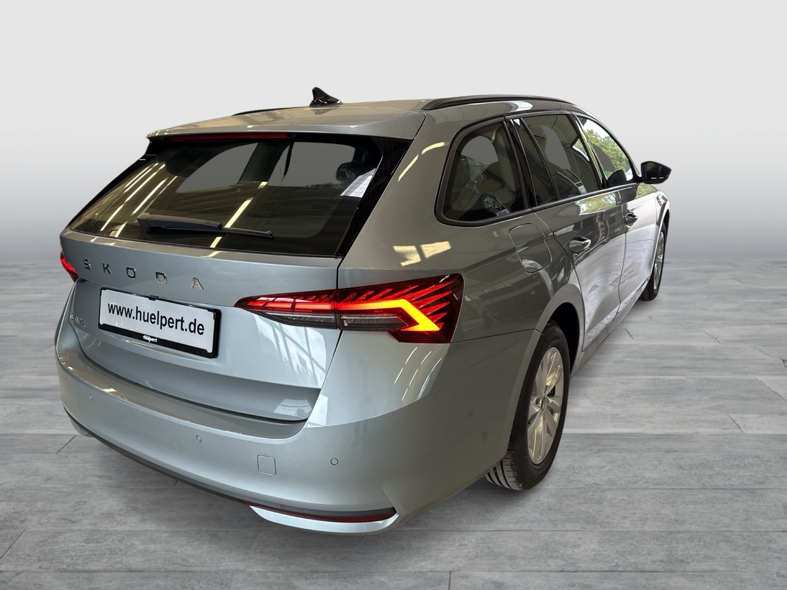 Skoda Octavia Combi 2.0 SELECTION AHK CAM ACC E-KLAPPE